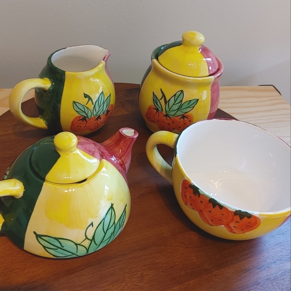 Country Inn Collection Teapot Cup, Cream, and Sugar Set vintage - Picture 7 of 8